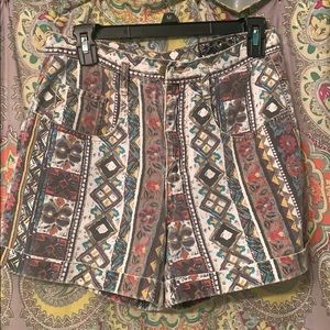 Patterned denim shorts